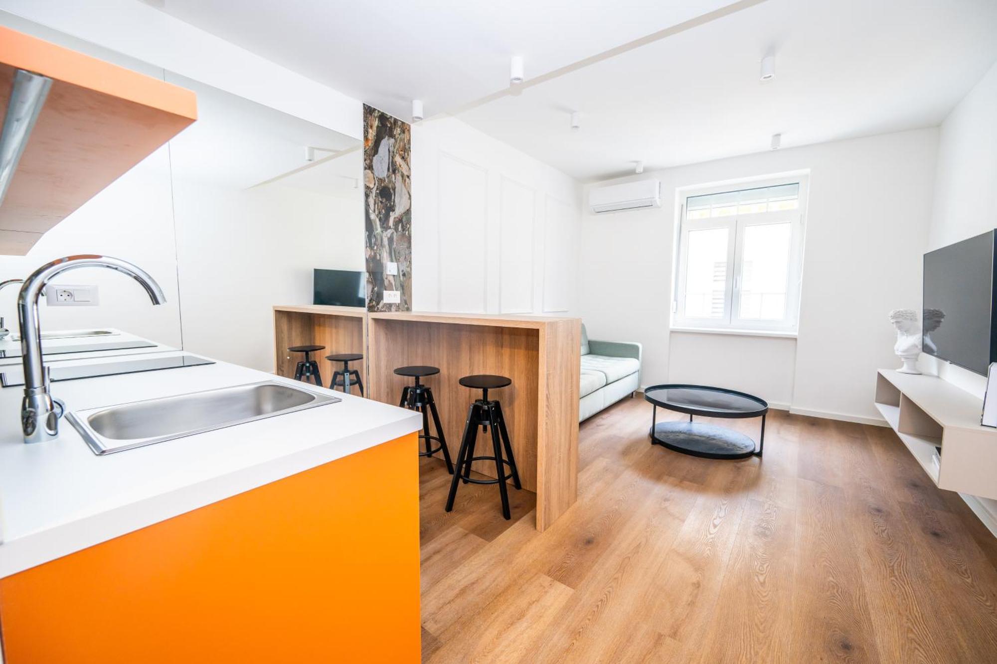 City Center Design Apartments Sarajevo Bagian luar foto