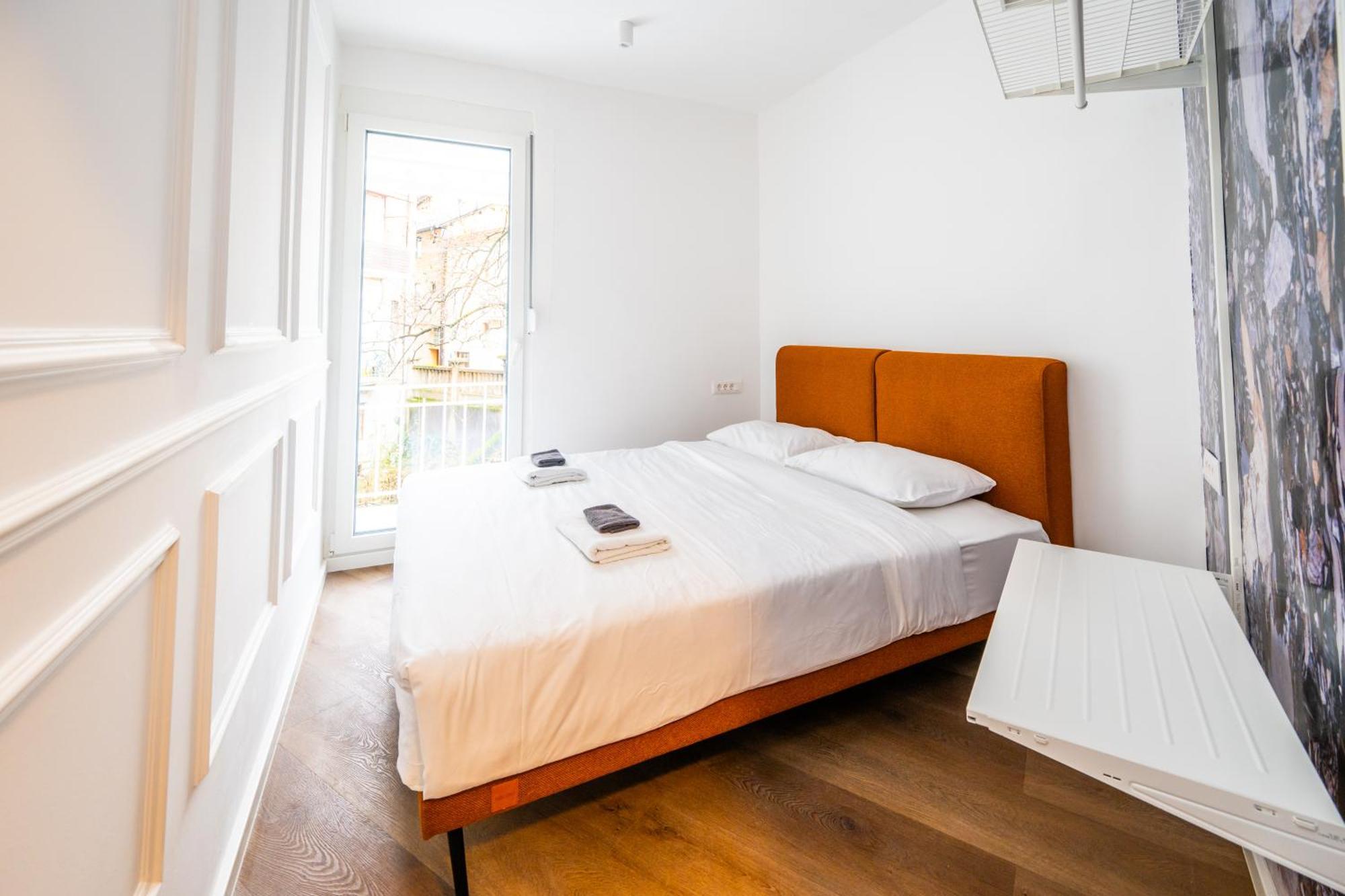 City Center Design Apartments Sarajevo Bagian luar foto